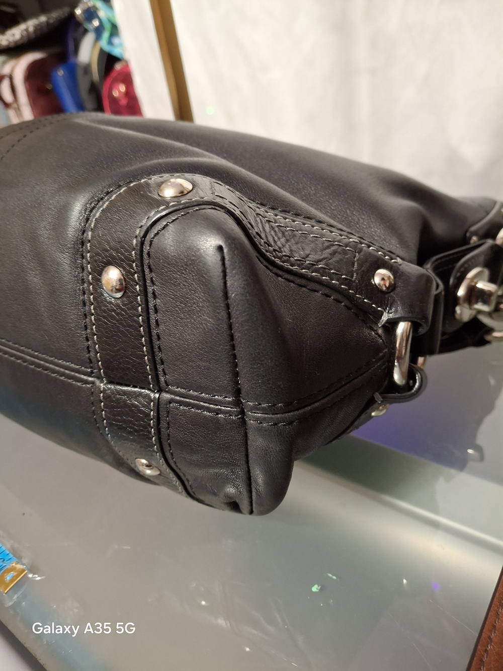 Coach Carly Classic Black Leather Hobo Shoulder Bag - Timeless Everyday Style - Picture 10 of 16